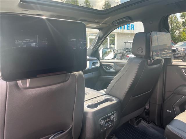 2021 Chevrolet Suburban Z71 - Photo 19
