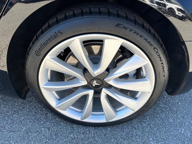 2018 Tesla Model 3 Mid Range - Photo 19