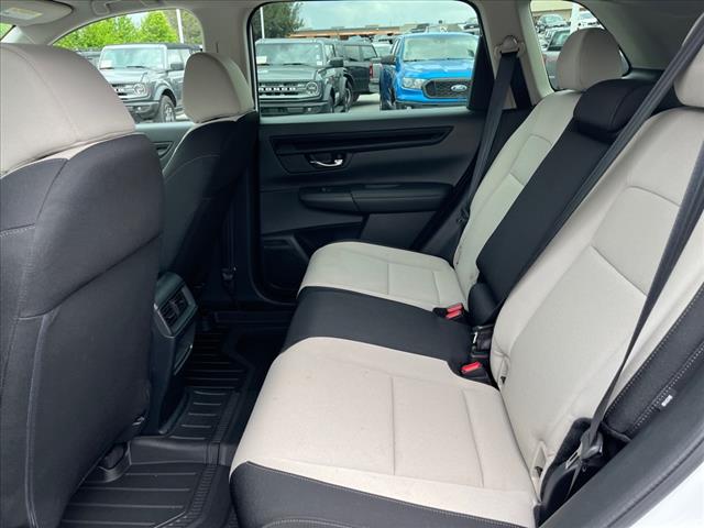 2024 Honda CR-V LX - Photo 19
