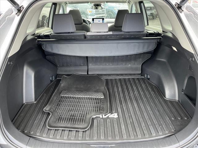 2023 Toyota RAV4 XLE - Photo 20