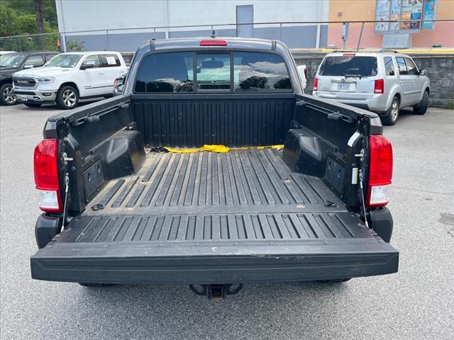 2017 Toyota Tacoma SR5 V6 - Photo 21