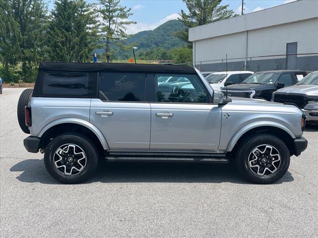 2023 Ford Bronco Outer Banks Advanced - Photo 2
