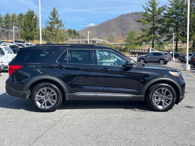 2023 Ford Explorer XLT - Photo 2