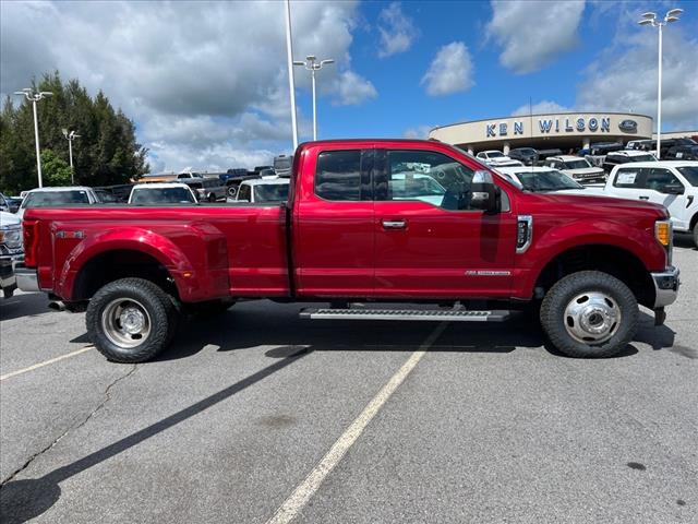 2017 Ford F-350 Super Duty XLT DRW - Photo 2