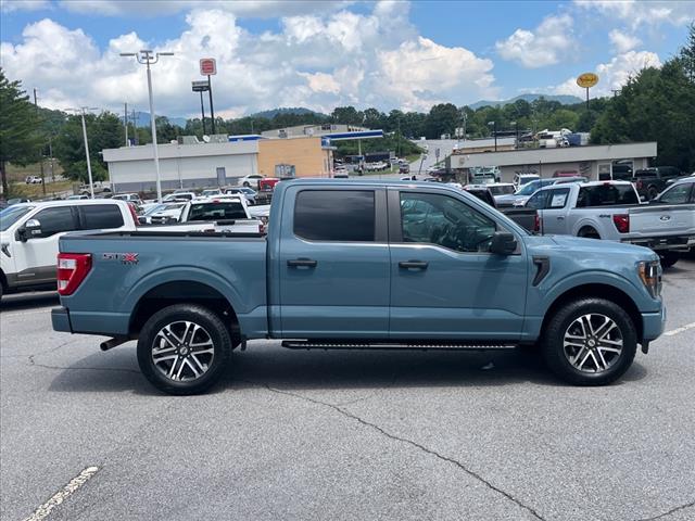 2023 Ford F-150 XL - Photo 2