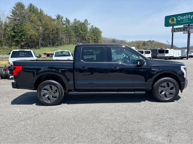 2023 Ford F-150 Lightning Lariat - Photo 2