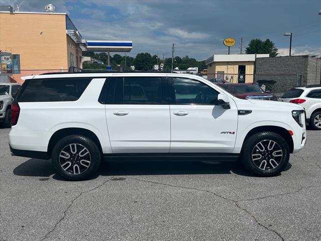 2024 GMC Yukon XL AT4 - Photo 2