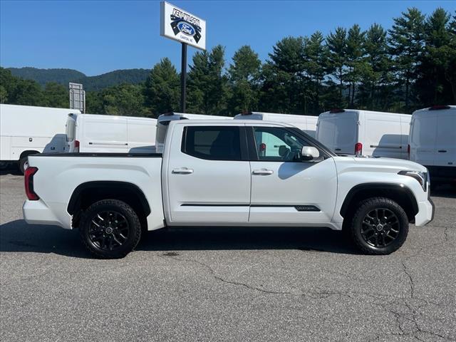 2024 Toyota Tundra Platinum HV - Photo 2