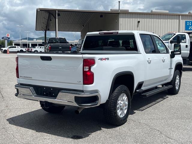 2022 Chevrolet Silverado 2500HD LT - Photo 3