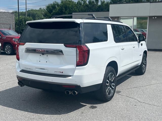 2024 GMC Yukon XL AT4 - Photo 3