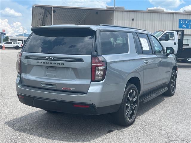 2023 Chevrolet Suburban RST - Photo 3