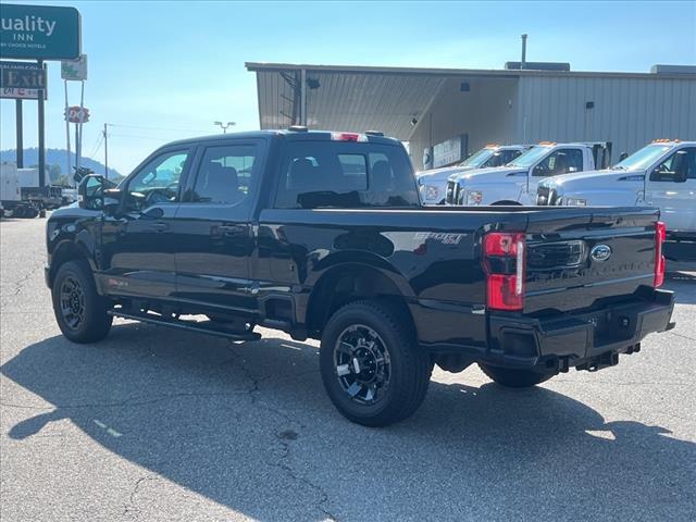 2023 Ford F-350 Super Duty Lariat - Photo 4