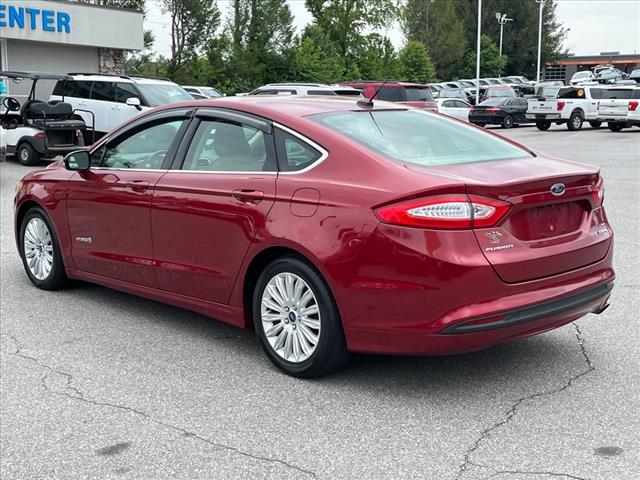 2016 Ford Fusion Hybrid SE - Photo 4