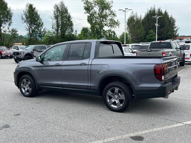 2025 Honda Ridgeline TrailSport - Photo 4