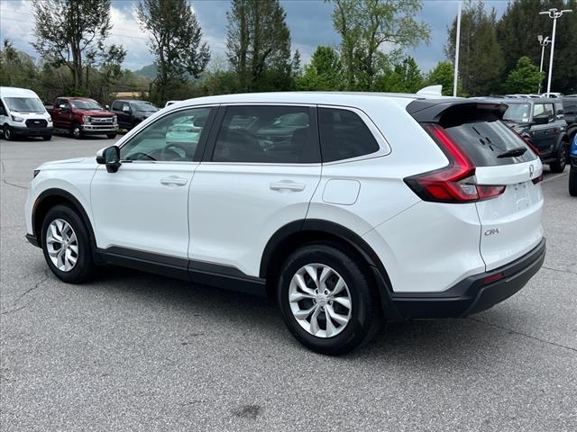 2024 Honda CR-V LX - Photo 4