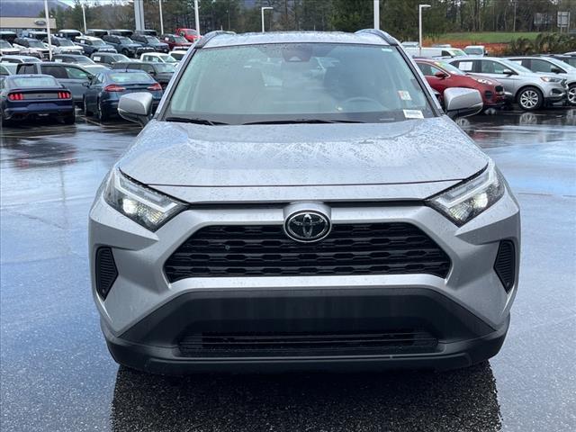 2023 Toyota RAV4 XLE - Photo 5