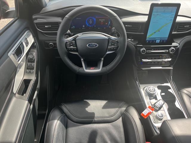2024 Ford Explorer ST - Photo 6