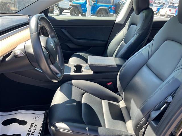 2018 Tesla Model 3 Mid Range - Photo 6