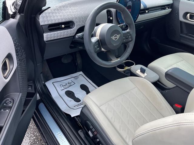 2025 MINI Hardtop 2 Door Cooper S Signature Trim - Photo 6