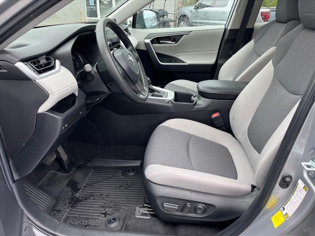 2023 Toyota RAV4 XLE - Photo 7