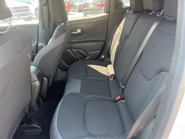 2023 Jeep Renegade Altitude - Photo 7