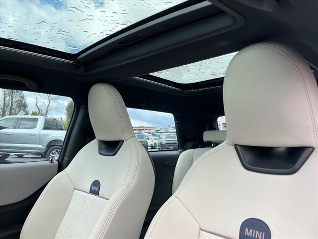 2025 MINI Hardtop 2 Door Cooper S Signature Trim - Photo 8