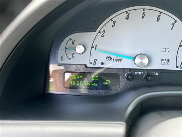 2002 Ford Thunderbird Deluxe - Photo 9