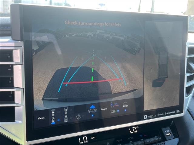 2024 Toyota Tundra Platinum HV - Photo 9