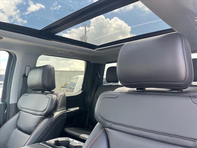 2025 Ford F-350 Super Duty Lariat