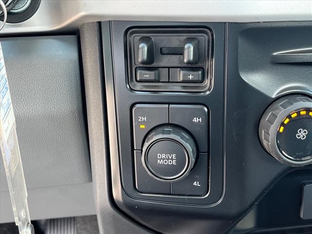 2025 Ford F-600SD 