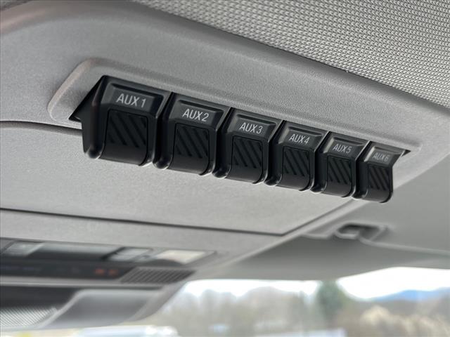 2025 Ford F-350 Super Duty XL DRW