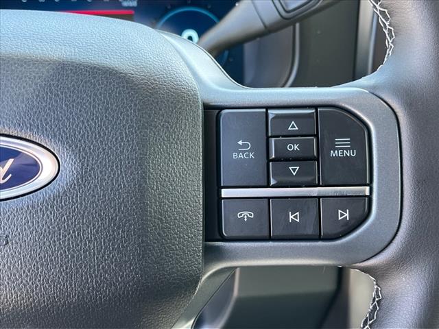2025 Ford F-550SD Lariat DRW