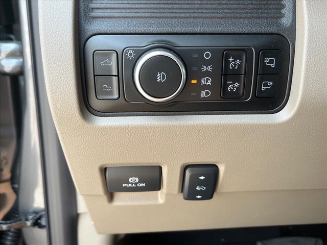 2025 Ford F-250 Super Duty Platinum