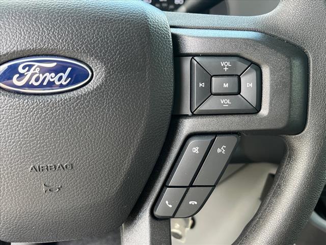 2025 Ford E-Series Base Cutaway