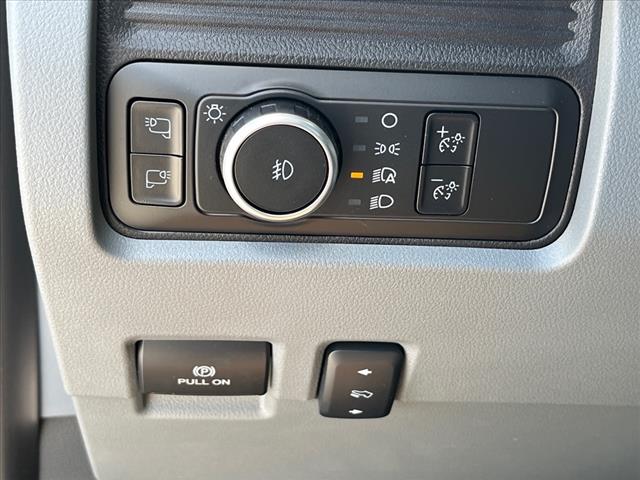 2025 Ford F-550SD XLT DRW