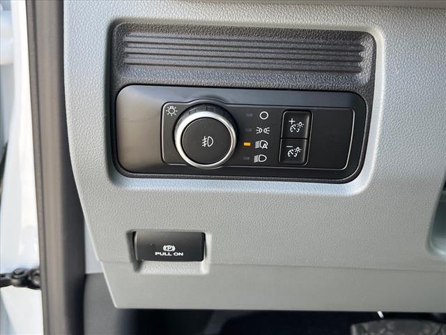 2025 Ford F-350 Super Duty XL DRW