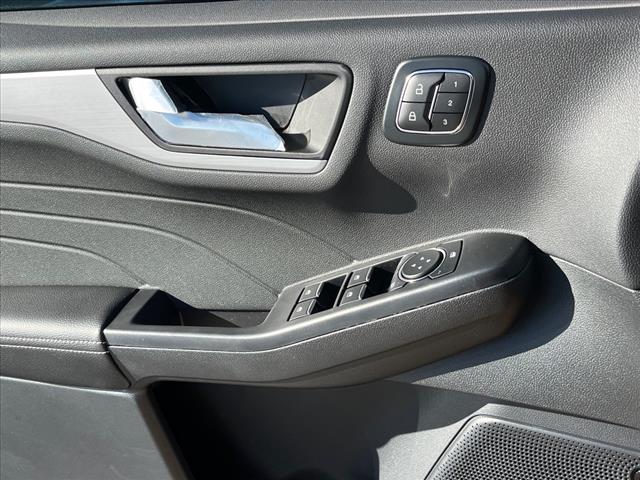 2025 Ford Escape Plug-In Hybrid Base