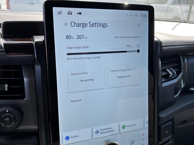 2025 Ford F-150 Lightning Flash