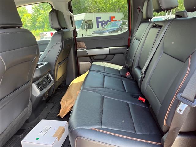 2025 Ford F-550SD Lariat DRW