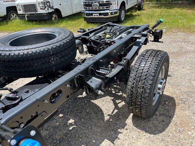 2025 Ford F-350 Super Duty XL
