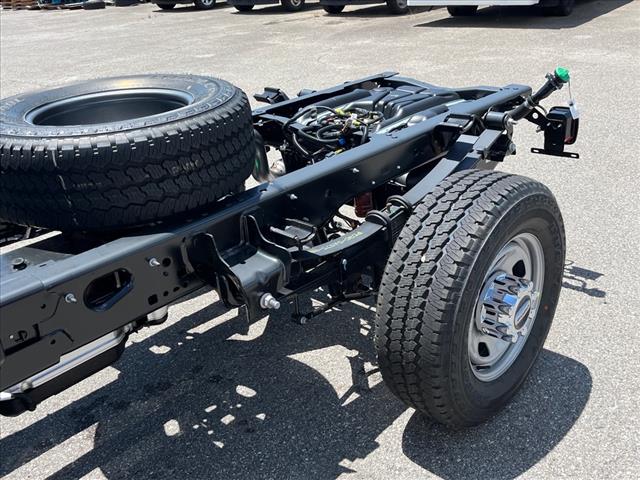 2025 Ford F-350 Super Duty XL