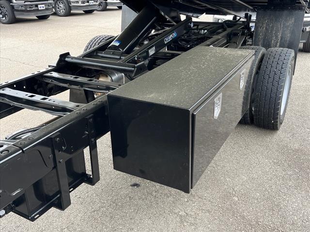 2025 Ford F-600SD XL
