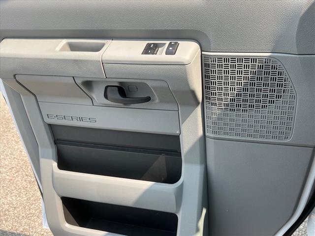 2026 Ford E-Series E-350 SD