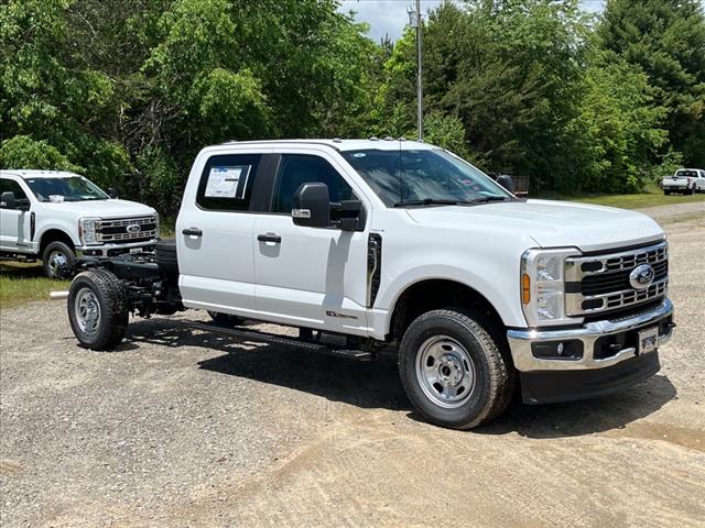 2025 Ford F-350 Super Duty XL, 1FD8W3FT3SED17213, Stock Number: T01467