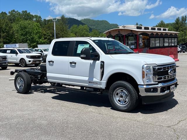 2025 Ford F-350 Super Duty XL, 1FD8W3FT9SED15272, Stock Number: T01441