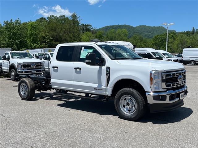 2025 Ford F-350 Super Duty XL, 1FD8W3FTXSED15698, Stock Number: T01457