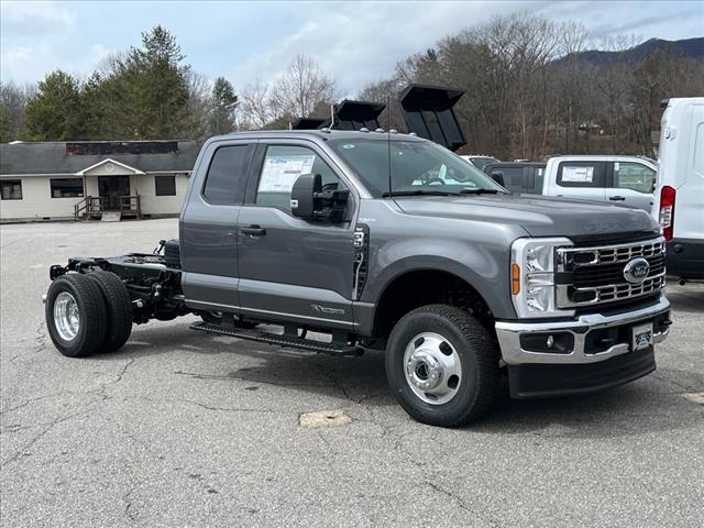 2025 Ford F-350 Super Duty XLT DRW, 1FD8X3HT2SEC68516, Stock Number: T01236