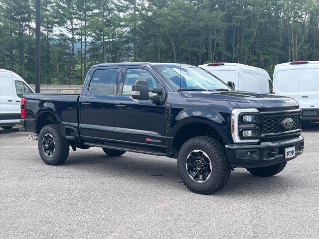 2025 Ford F-350 Super Duty Lariat, 1FT8W3BM7SEC95638, Stock Number: T01539