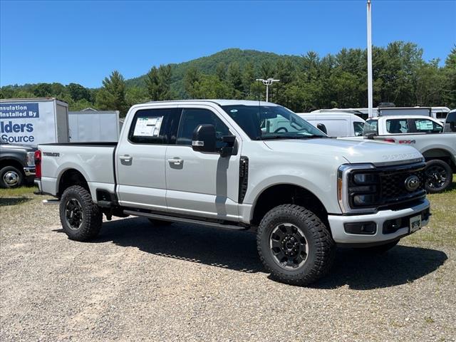 2025 Ford F-350 Super Duty XLT, 1FT8W3BN2SED24990, Stock Number: T01414