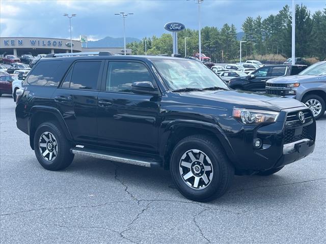 2022 Toyota 4Runner SR5